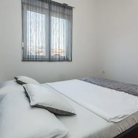Wenig By Interhome Apartman